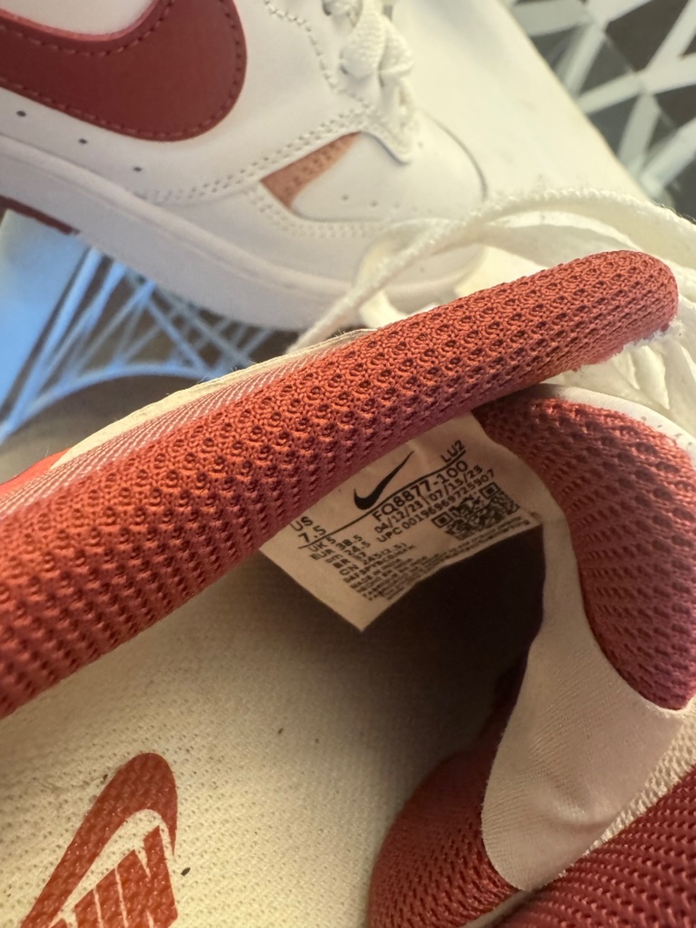 Nike shoes - Picture 7 of 7